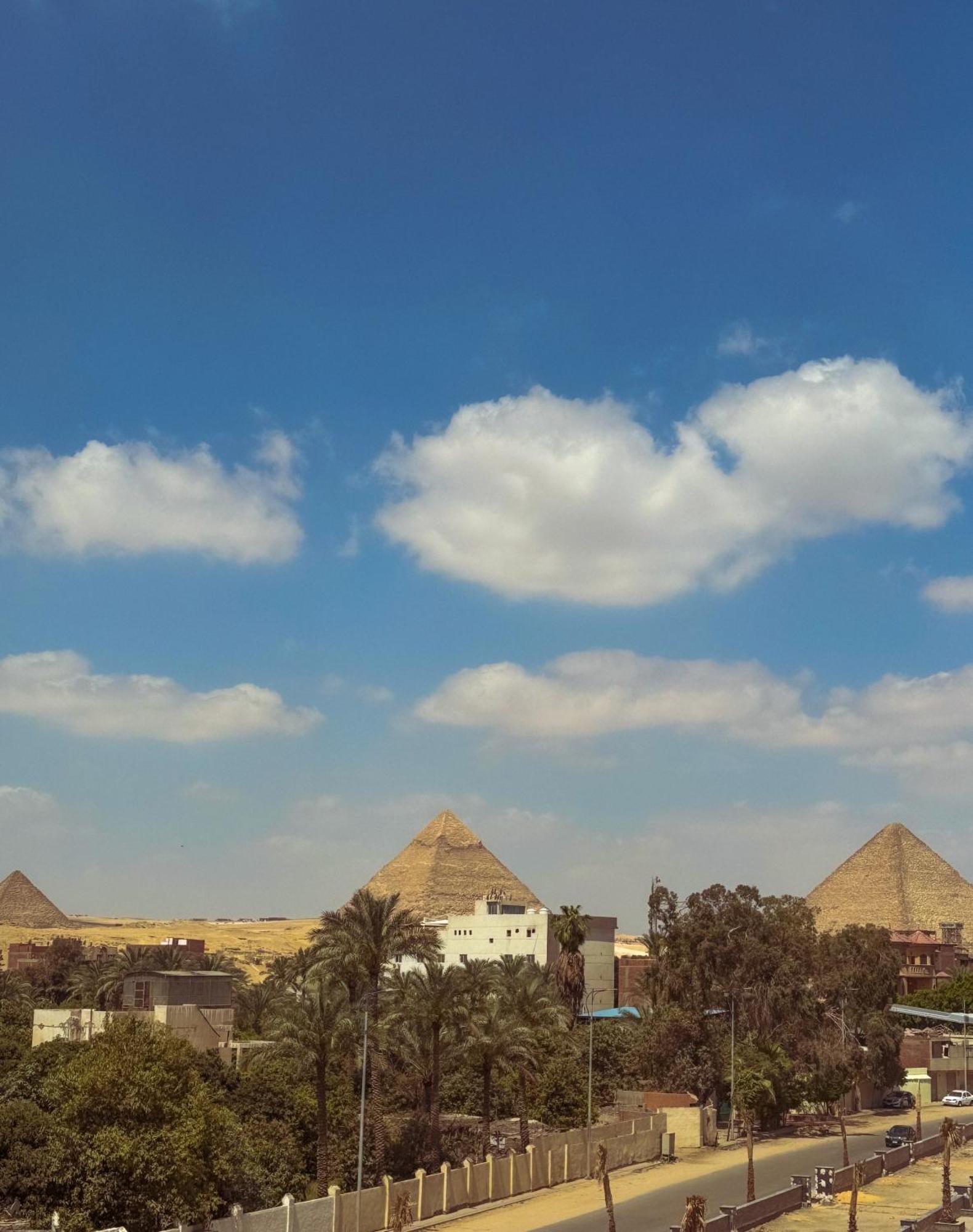 Almas Pyramids Hotel Kafret el-Gabal Eksteriør bilde