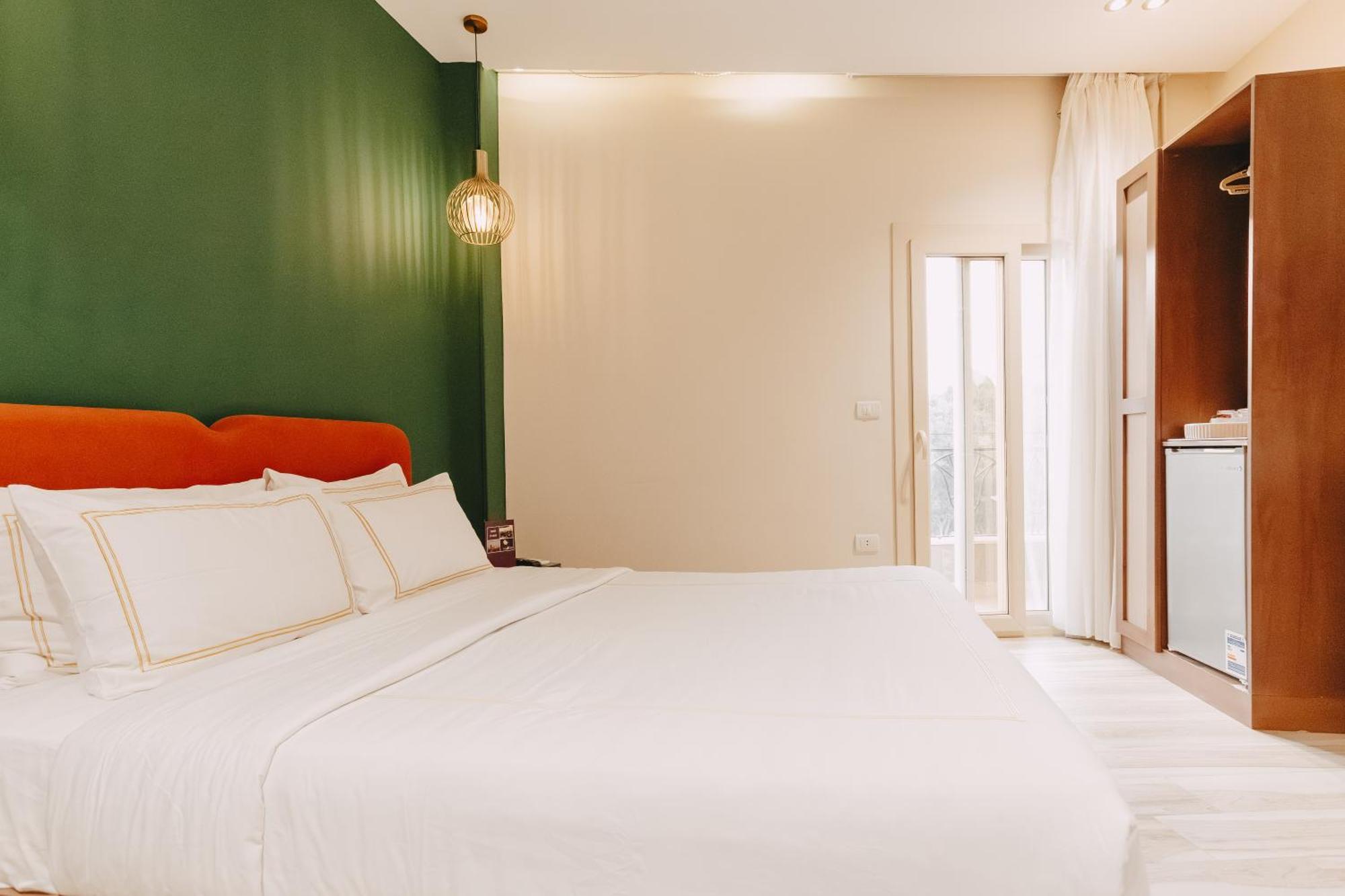 Almas Pyramids Hotel Kafret el-Gabal Eksteriør bilde