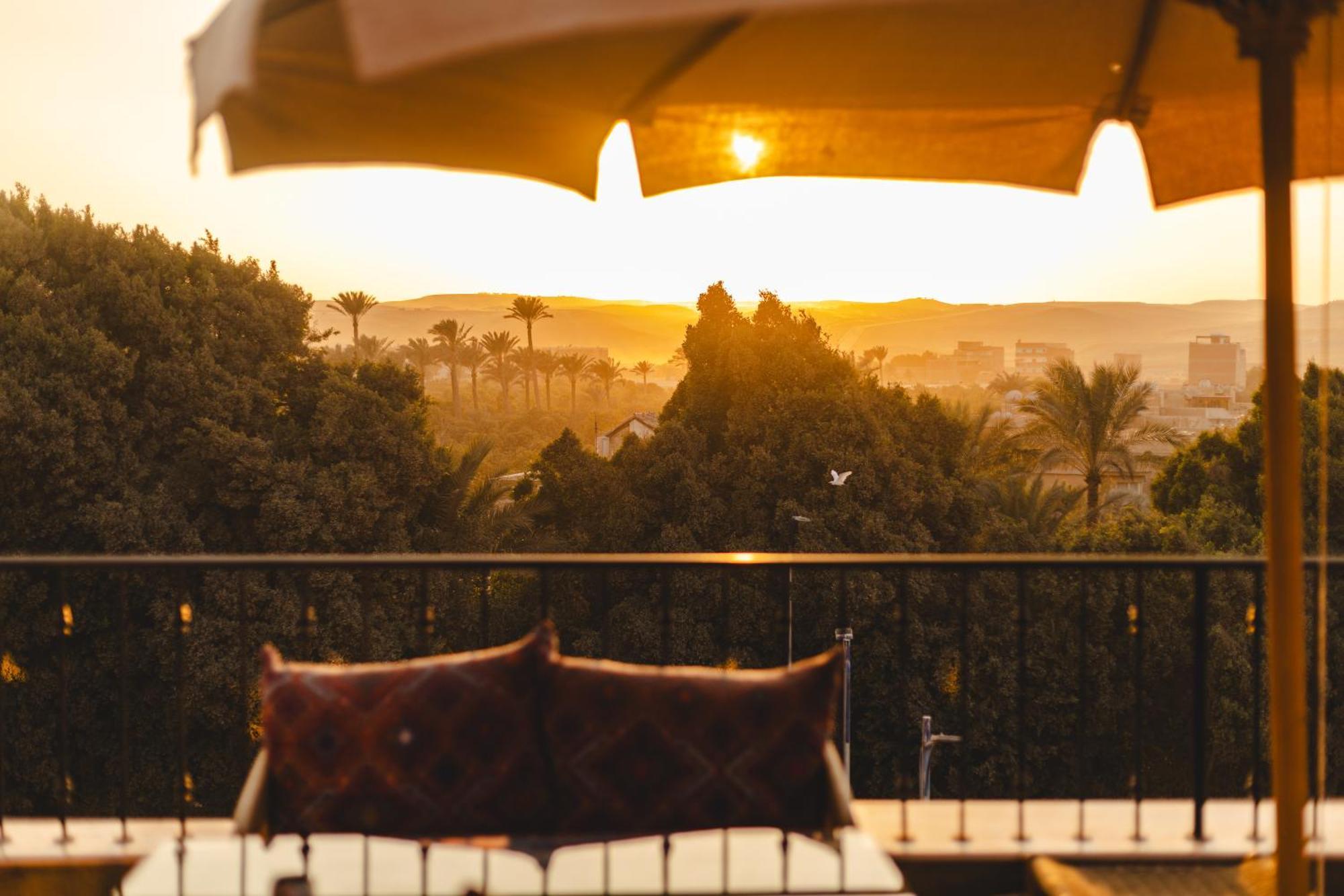Almas Pyramids Hotel Kafret el-Gabal Eksteriør bilde