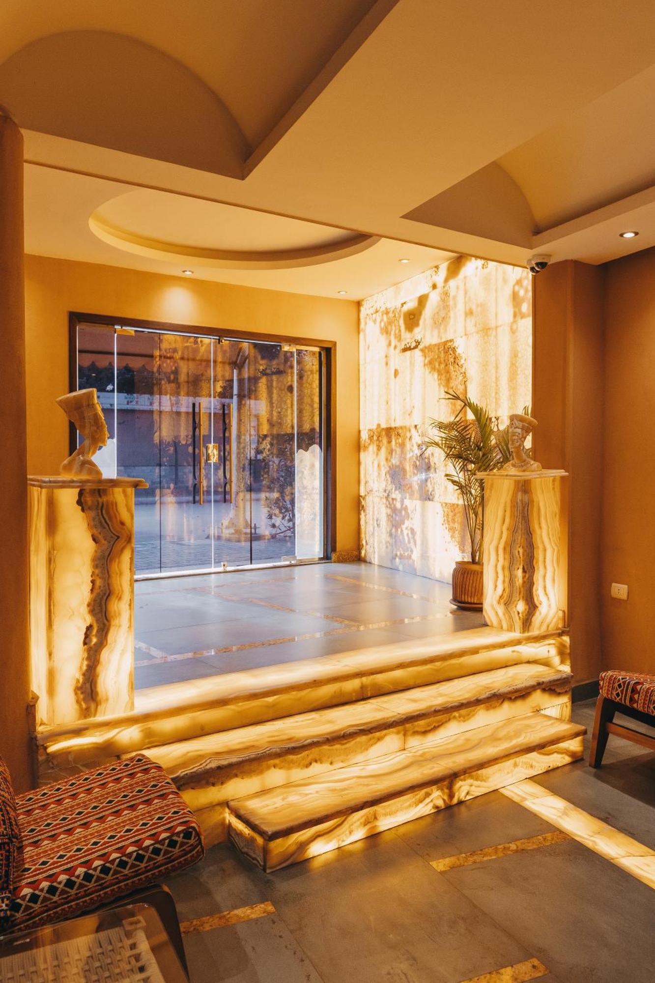 Almas Pyramids Hotel Kafret el-Gabal Eksteriør bilde